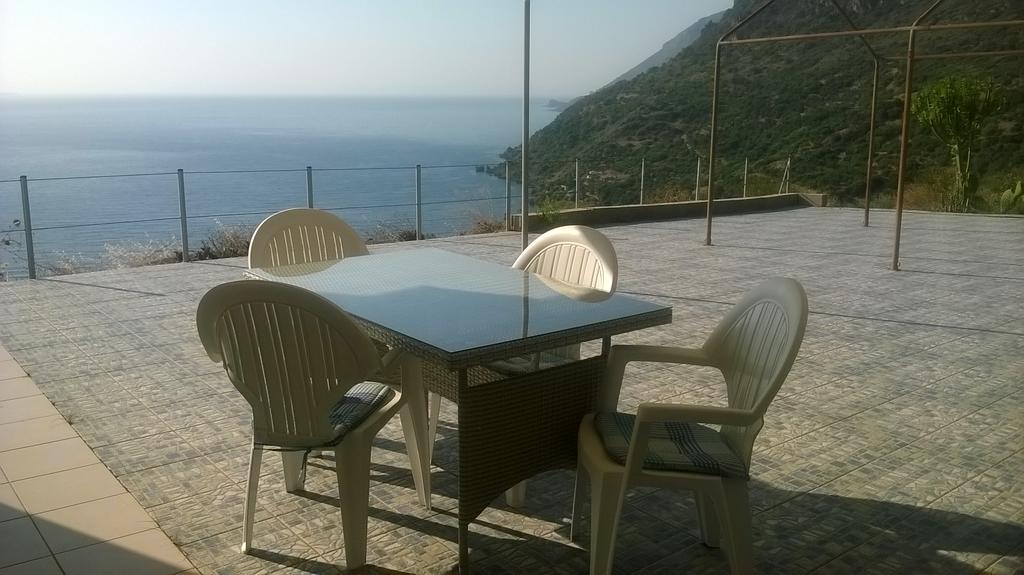 Michalis Holiday Home Ravdhoúkha 外观 照片