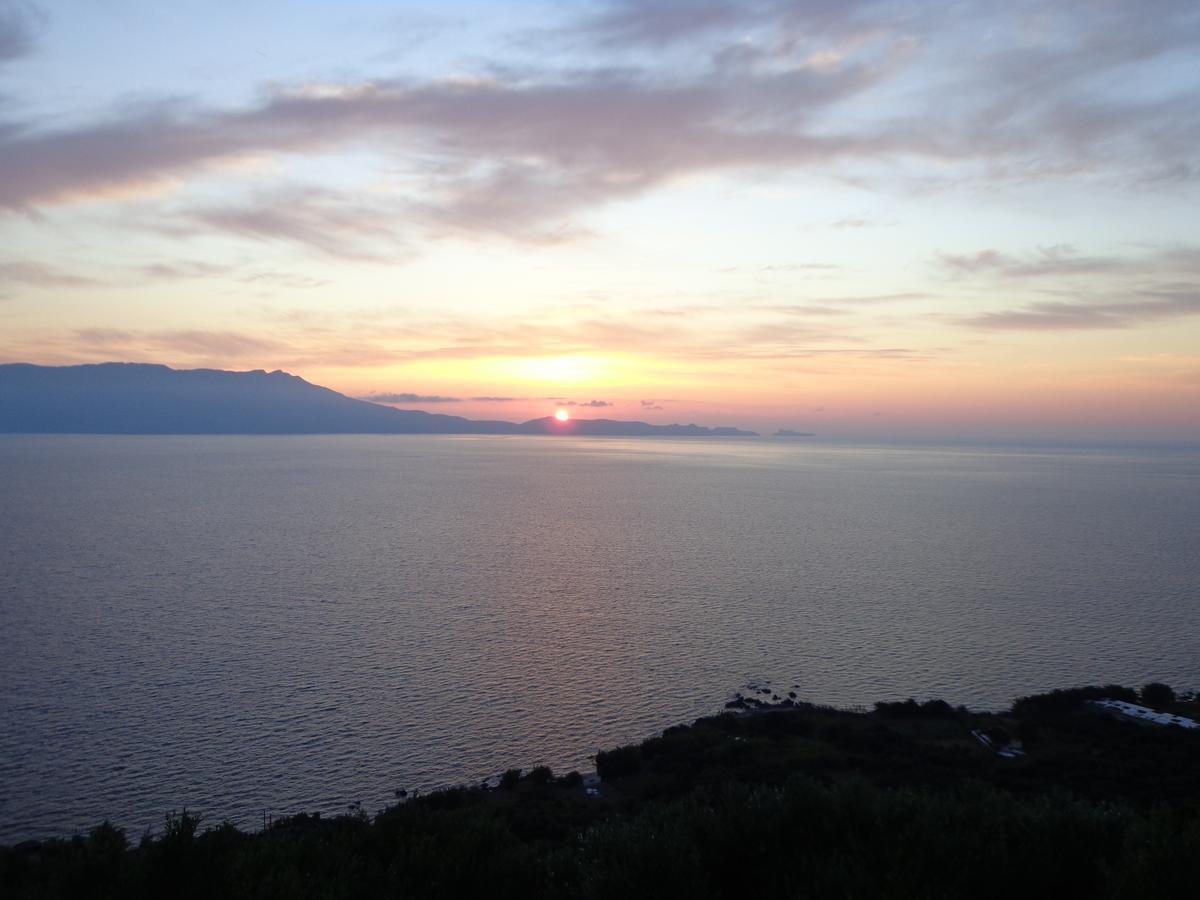 Michalis Holiday Home Ravdhoúkha 外观 照片