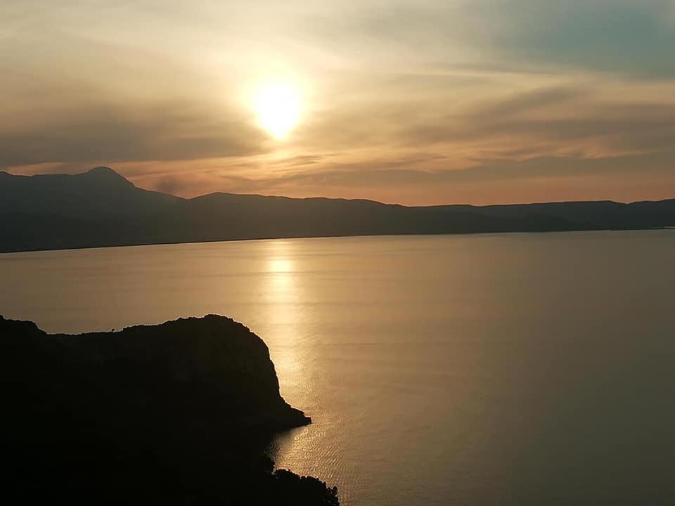 Michalis Holiday Home Ravdhoúkha 外观 照片